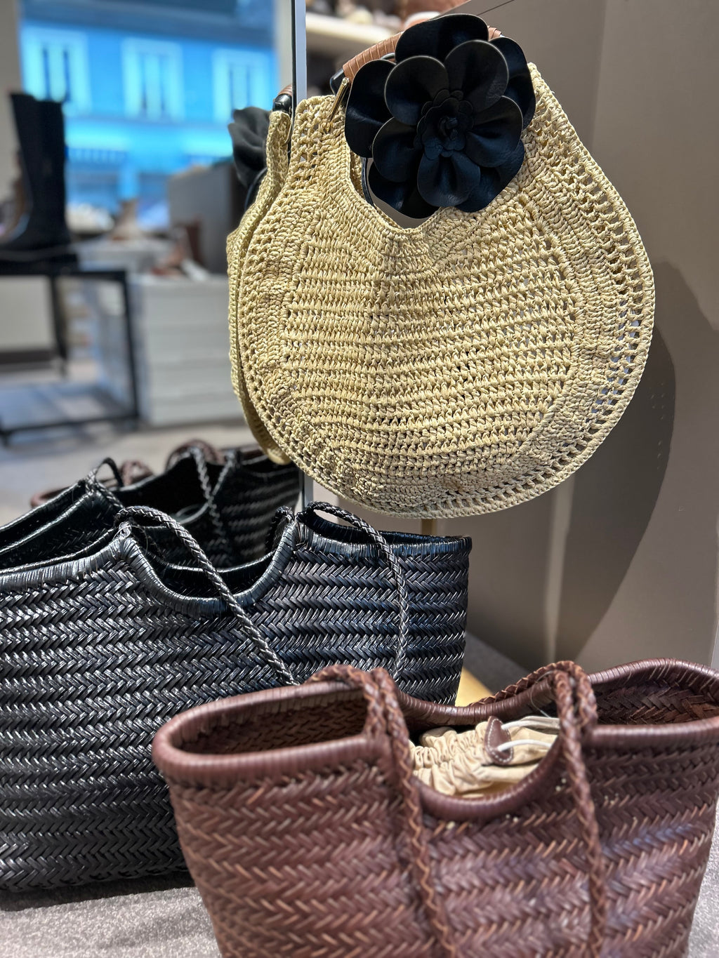 Tasche aus Raffia in beige