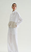 Bluse in weiß mit beige