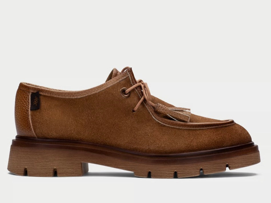 Bootschuh in cognac