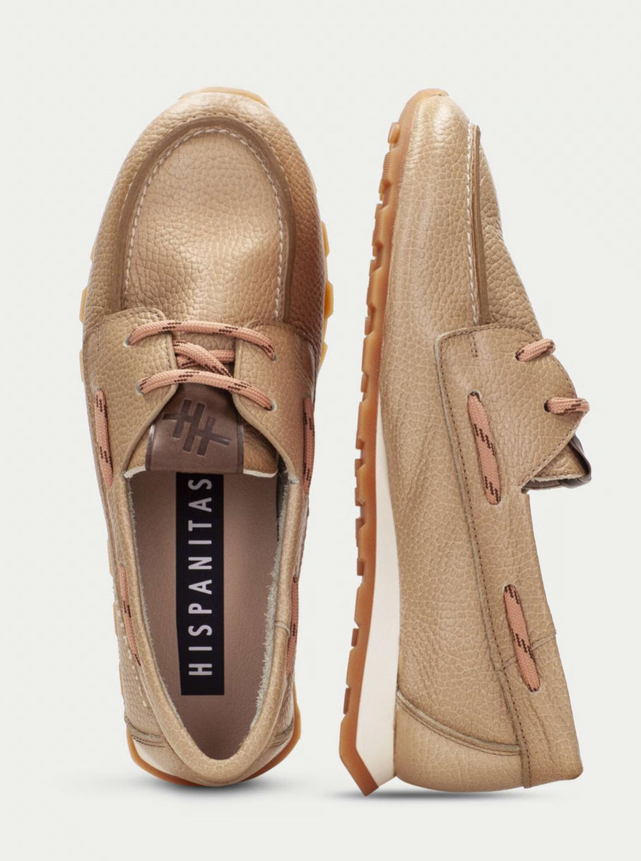 Bootschuh in beige