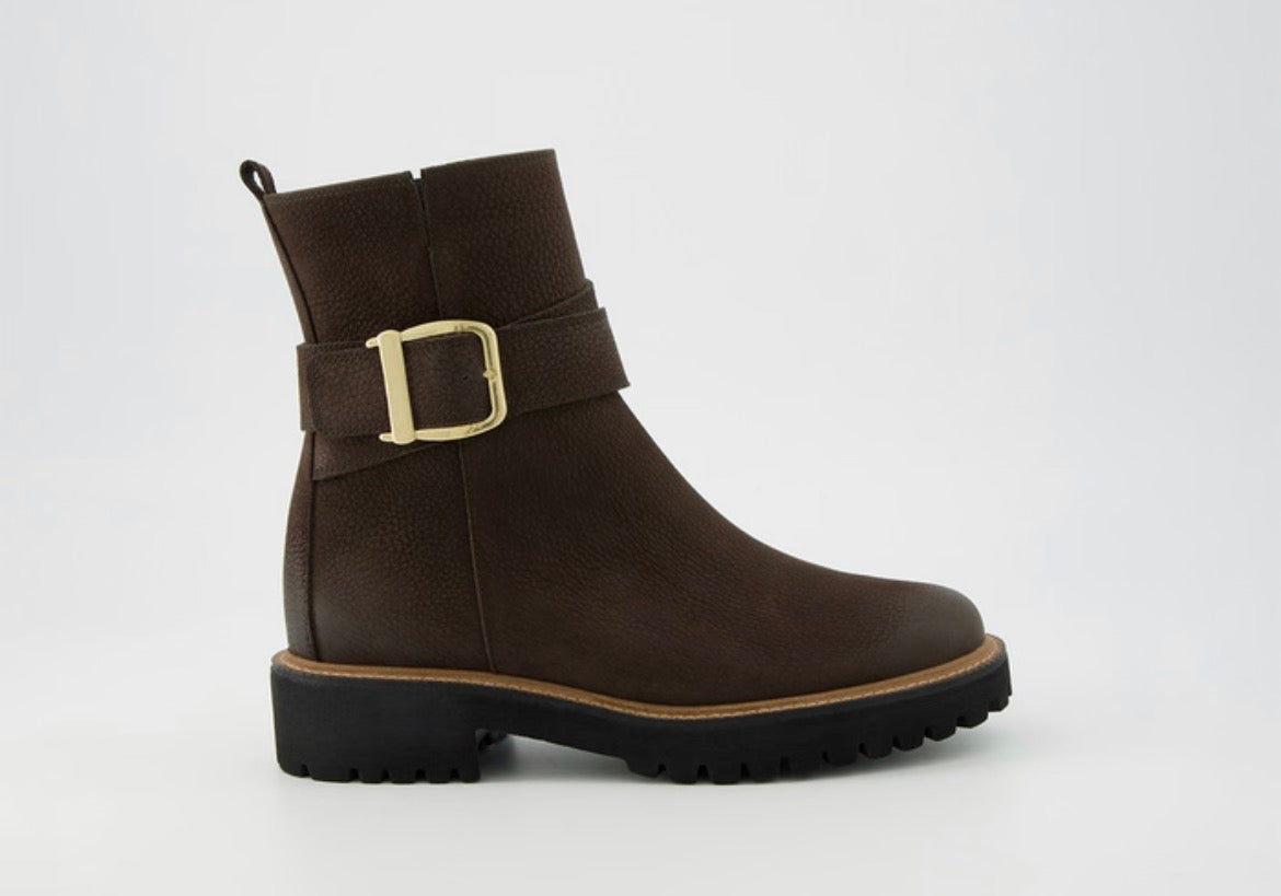Stiefelette mit Riemen in dunkelbraun